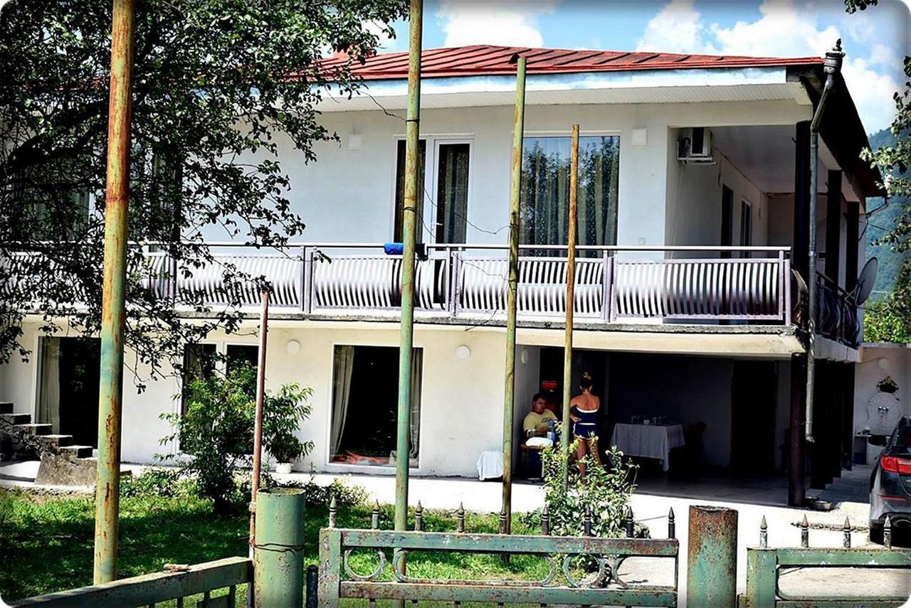 Guest House Qedi Jvari Exterior photo